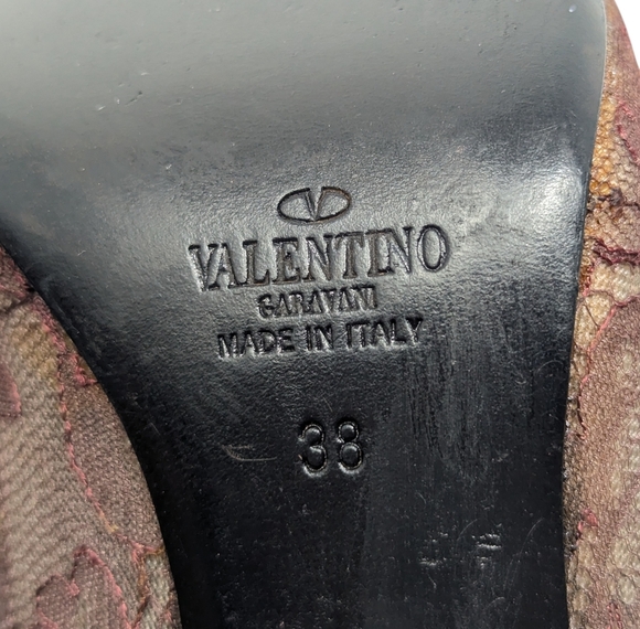 Valentino Garavani Runway Sheer Floral Lace Tall Heeled Statement Boot Size EU38 - Picture 11 of 14